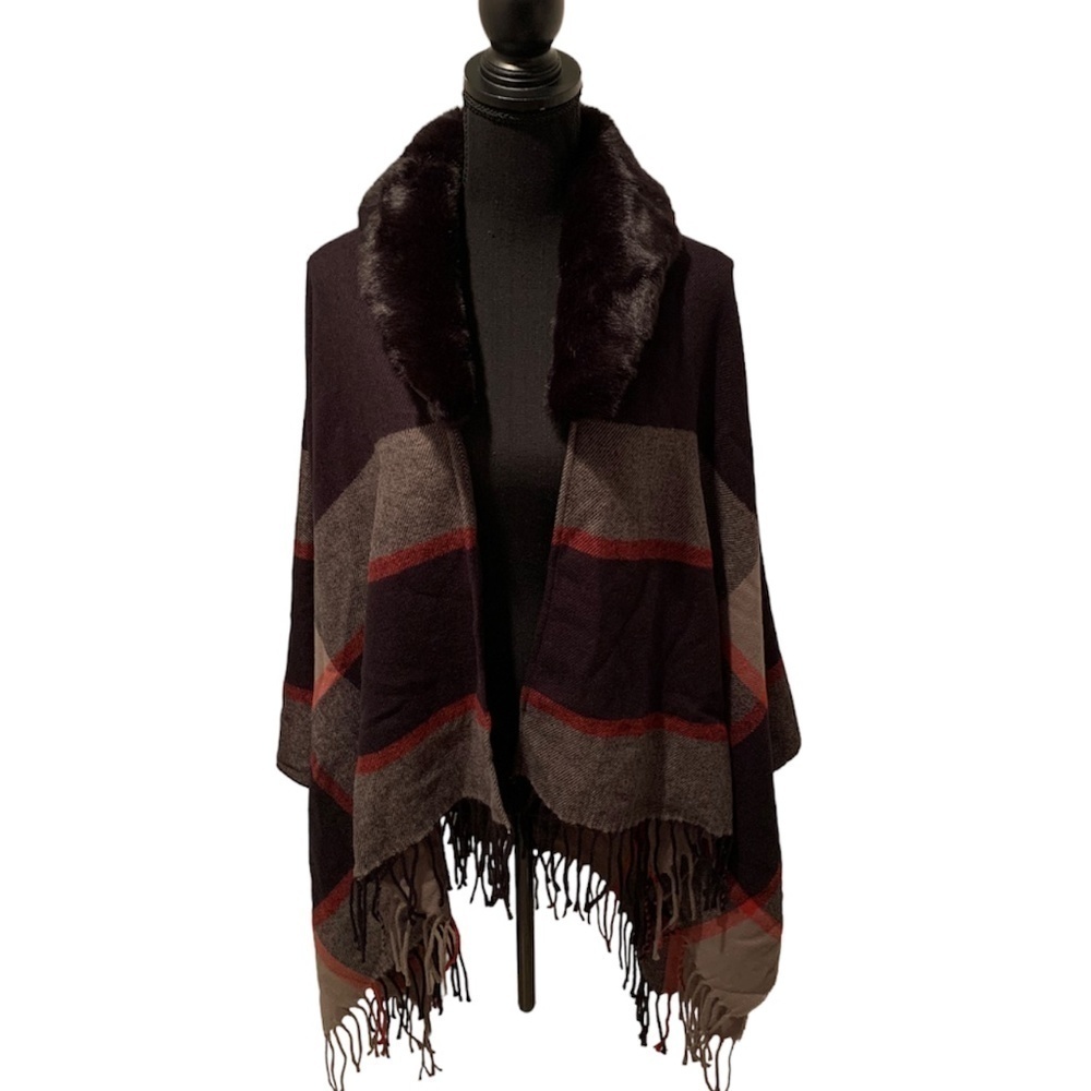 Nordstrom Rack Black Combo Plaid Faux Fur Collar Cape Poncho One Size NWT